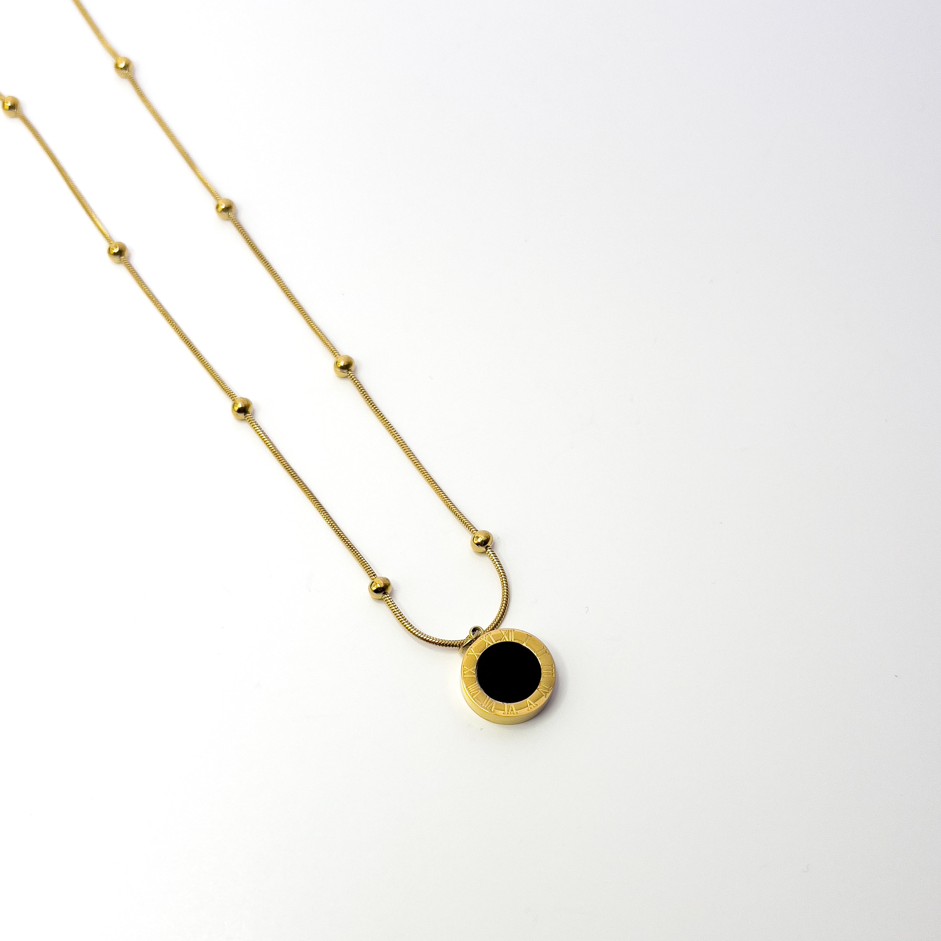 Medora Necklace | Roman Medallion Gold Pendant — TJAURI jewelry