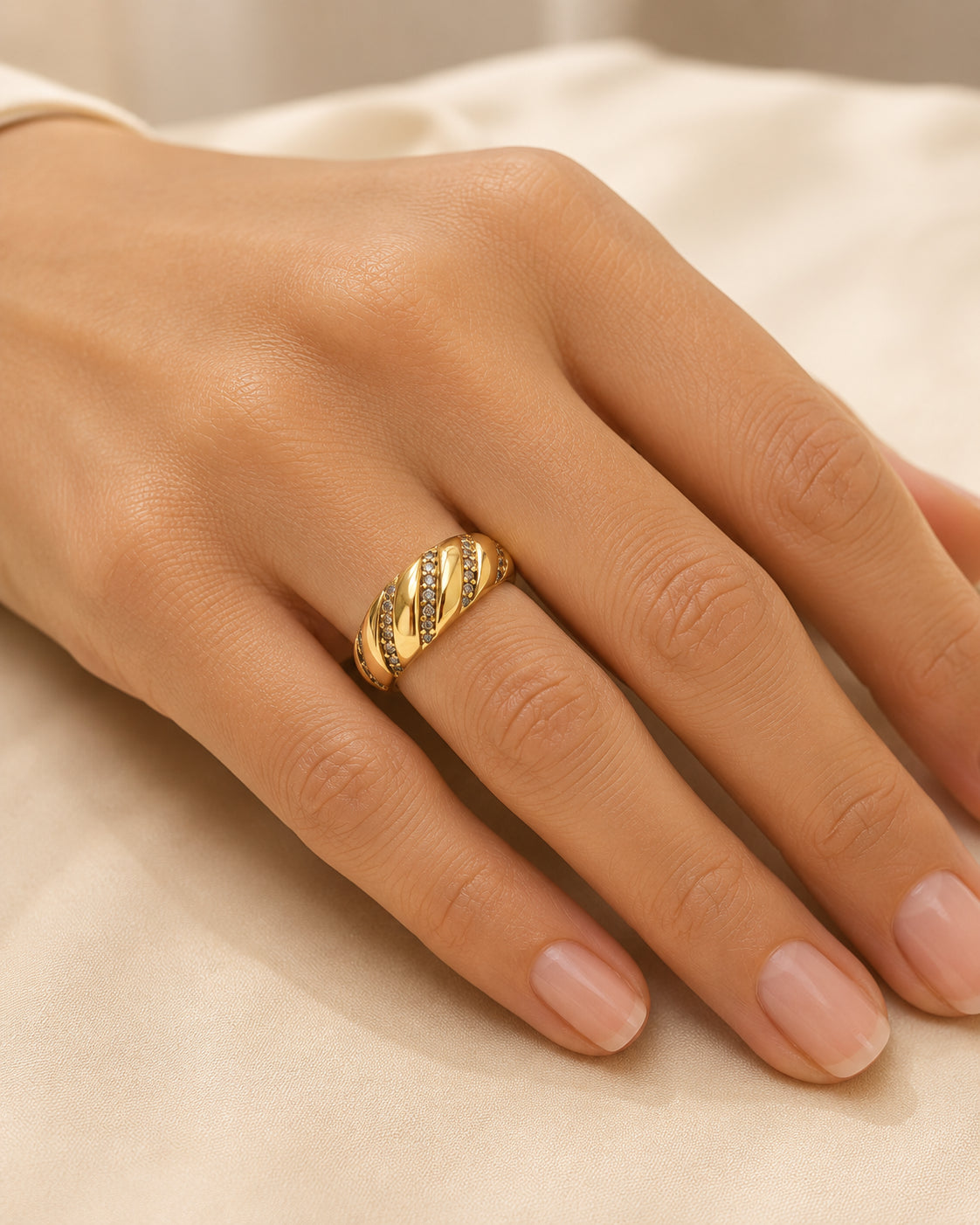 Aureon Ring | Gold Pavé Statement Band